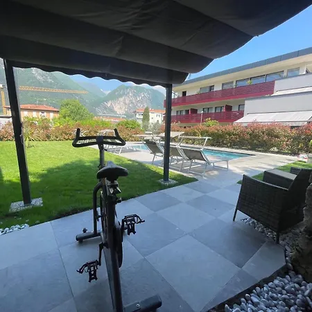 Apartment Zangirolami - Luxury Garden And Balcony *